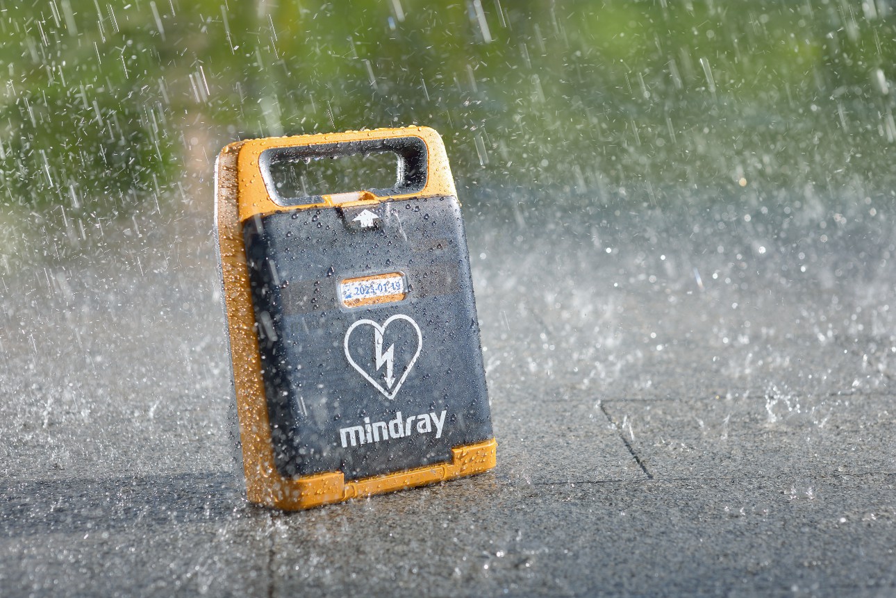 Durable Mindray AED with IP55 level of water resistance