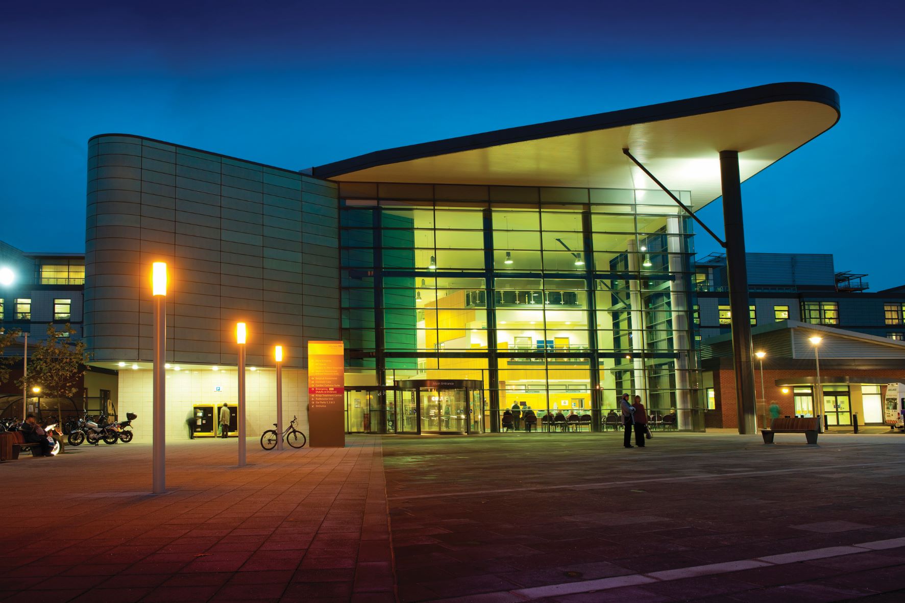 Royal Derby and Queens Burton benefit from mobile monitoring Mindray