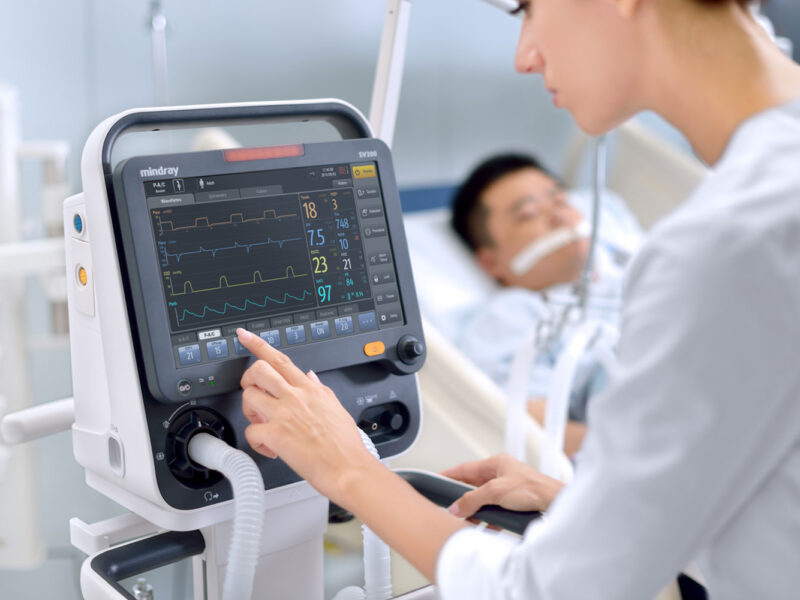 SV300-Ventilator-Application-Image-Touchscreen-default