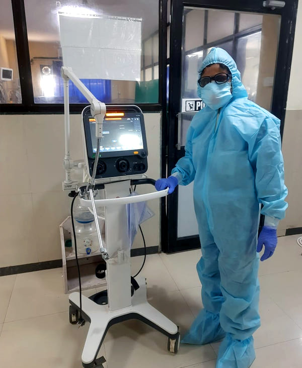 8fec6d55bba64b8e833b2ef5d1f94bdb