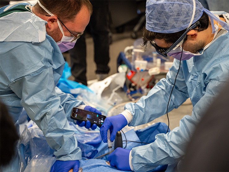 让医院向患者奔去：迈瑞用超声为院外ECPR打开急救的「生死通路」